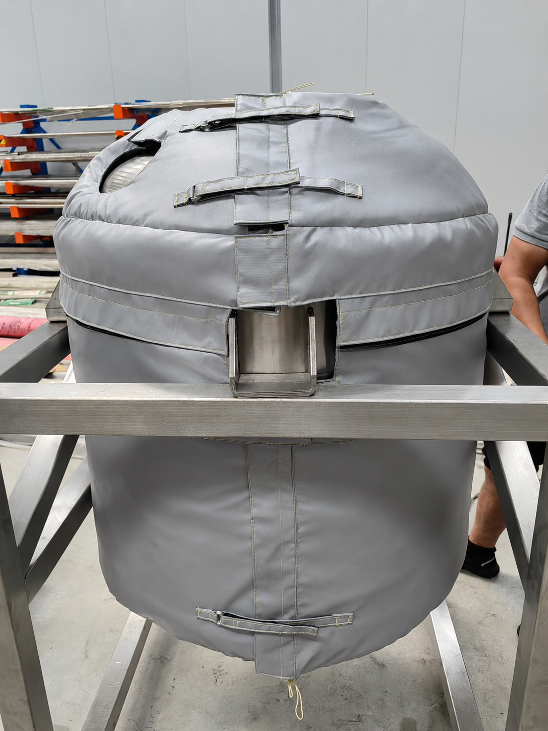 Custom fitted industrial heating blanket